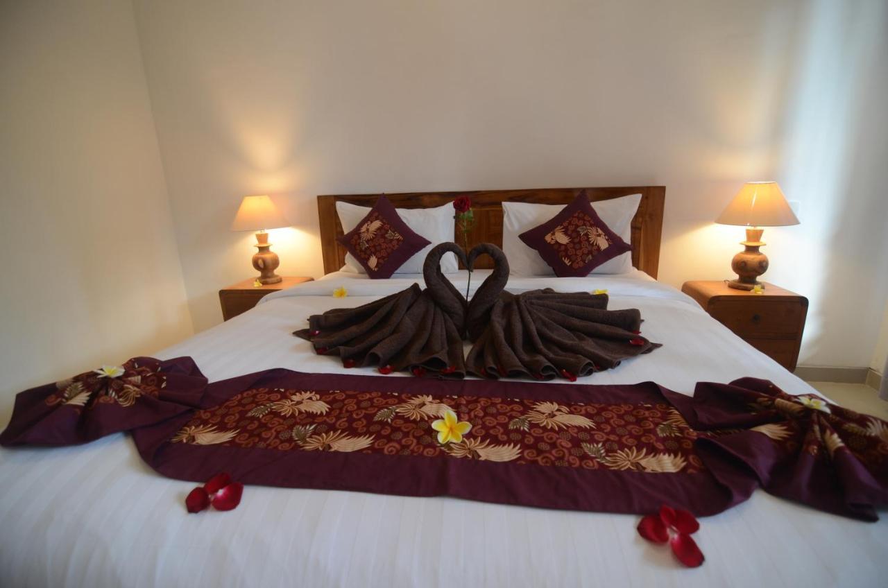 Kusuma Guesthouse Canggu Esterno foto