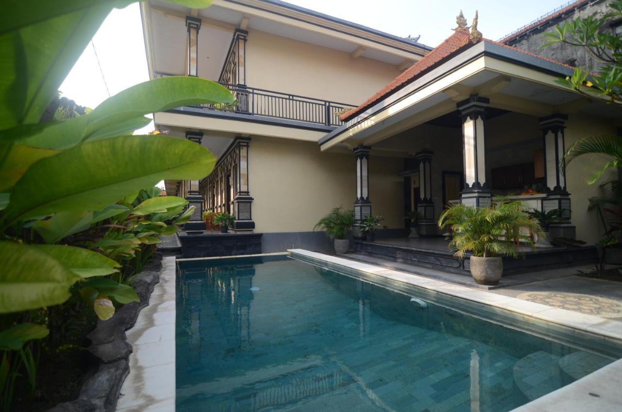 Kusuma Guesthouse Canggu Esterno foto