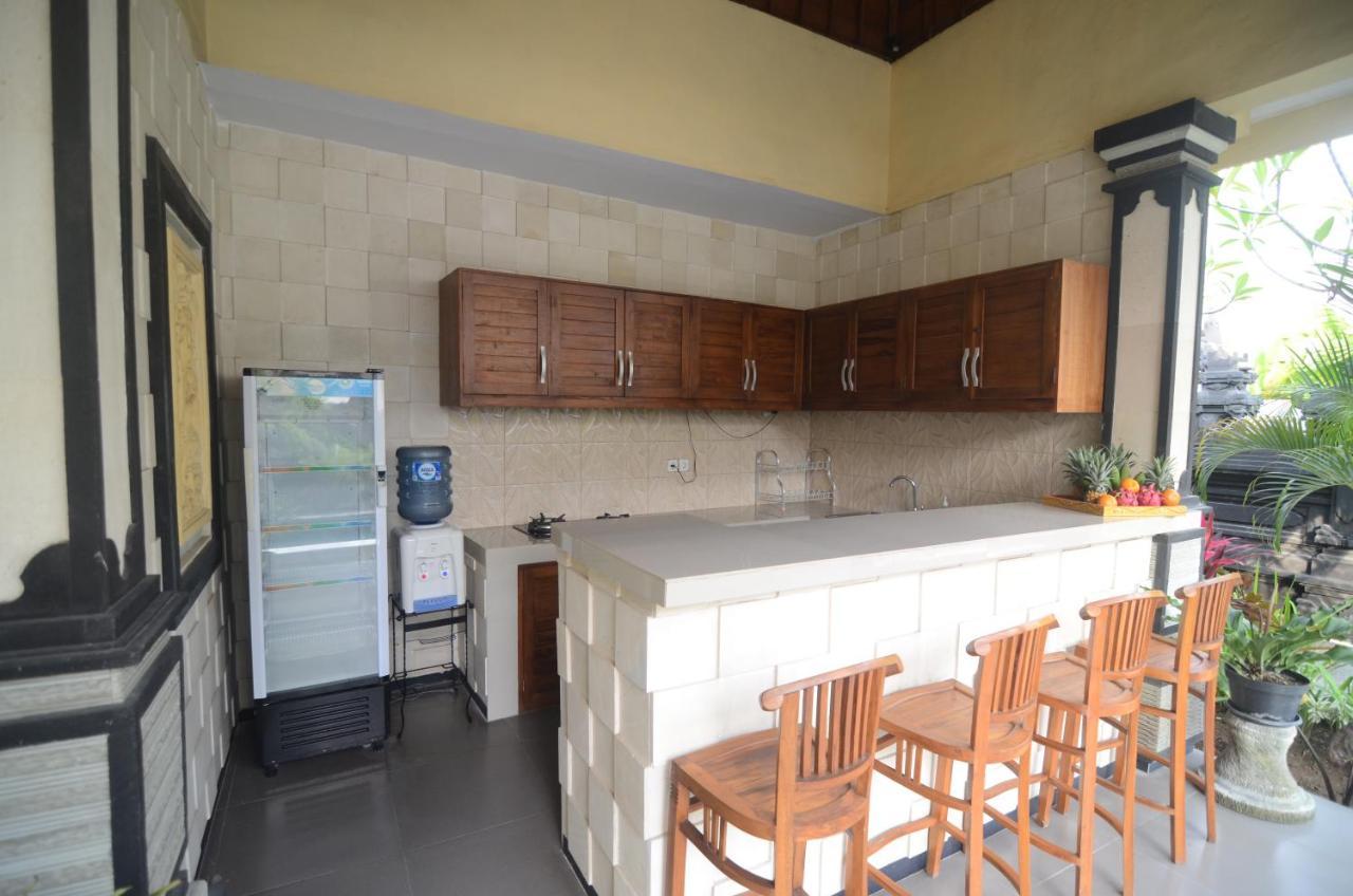Kusuma Guesthouse Canggu Esterno foto