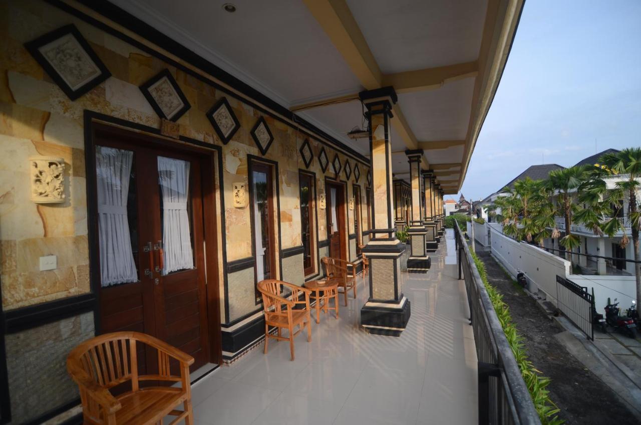 Kusuma Guesthouse Canggu Esterno foto