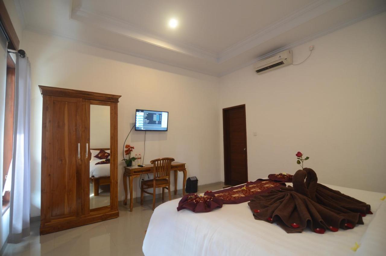 Kusuma Guesthouse Canggu Esterno foto