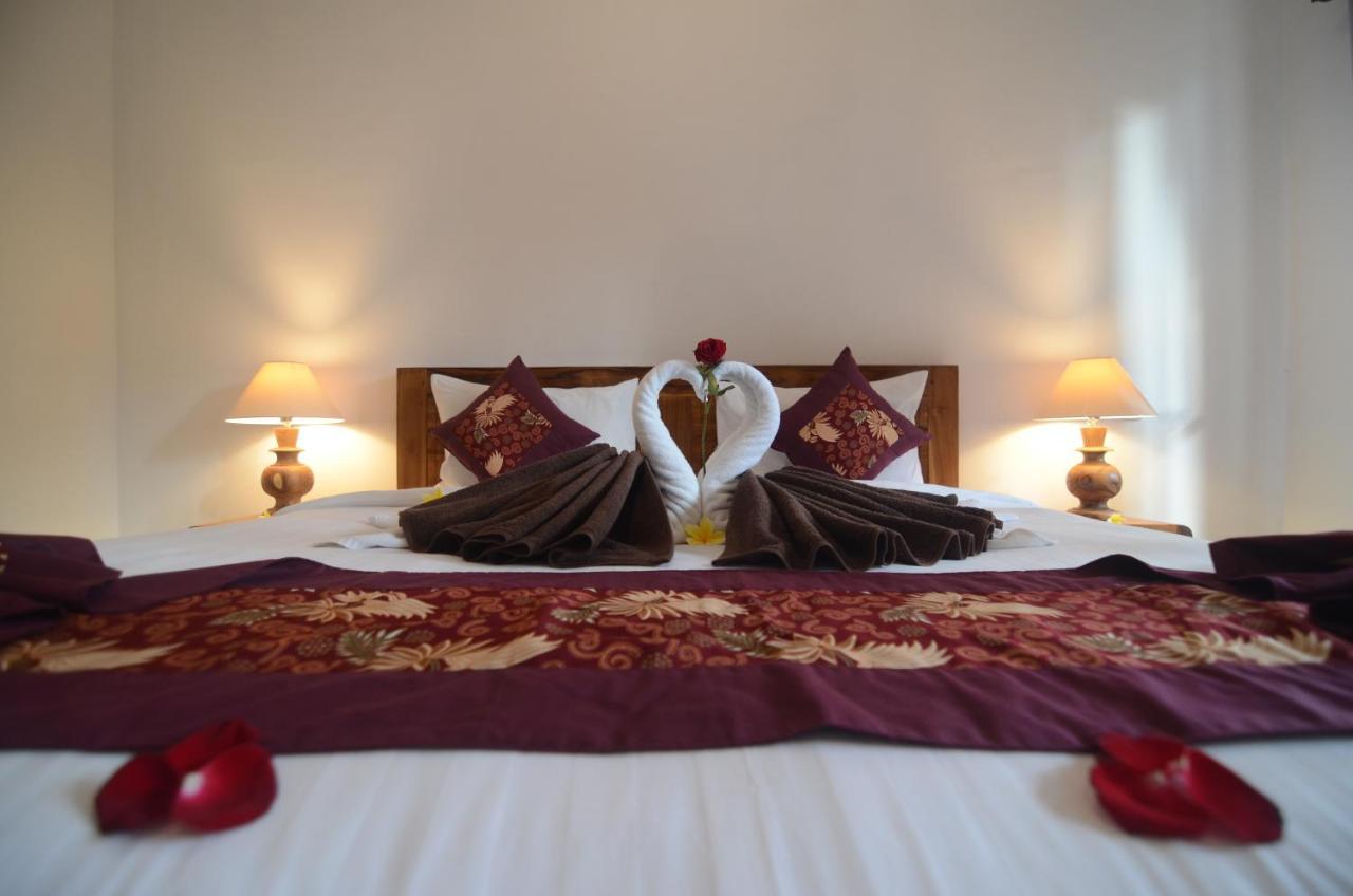 Kusuma Guesthouse Canggu Esterno foto
