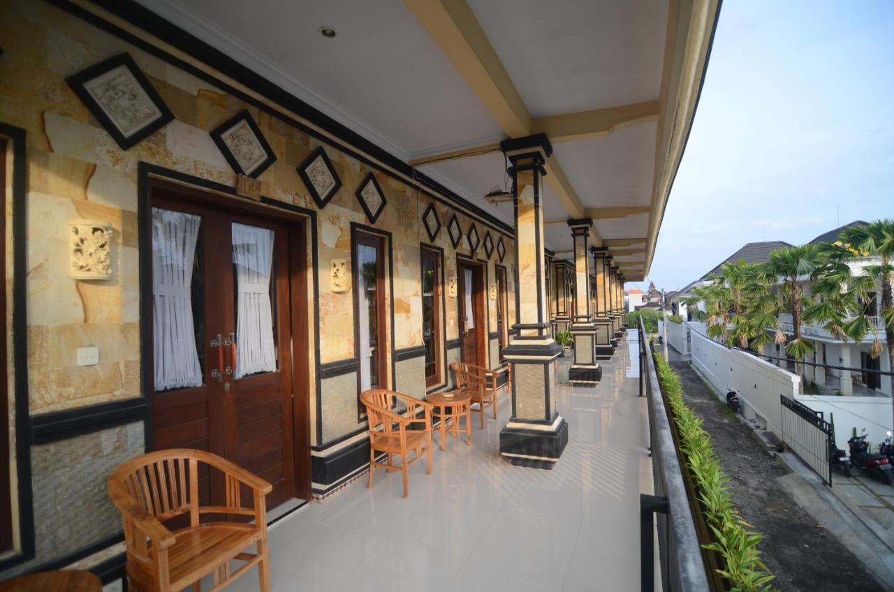 Kusuma Guesthouse Canggu Esterno foto