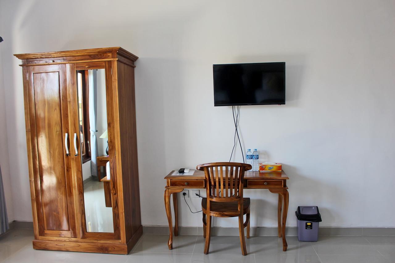 Kusuma Guesthouse Canggu Esterno foto