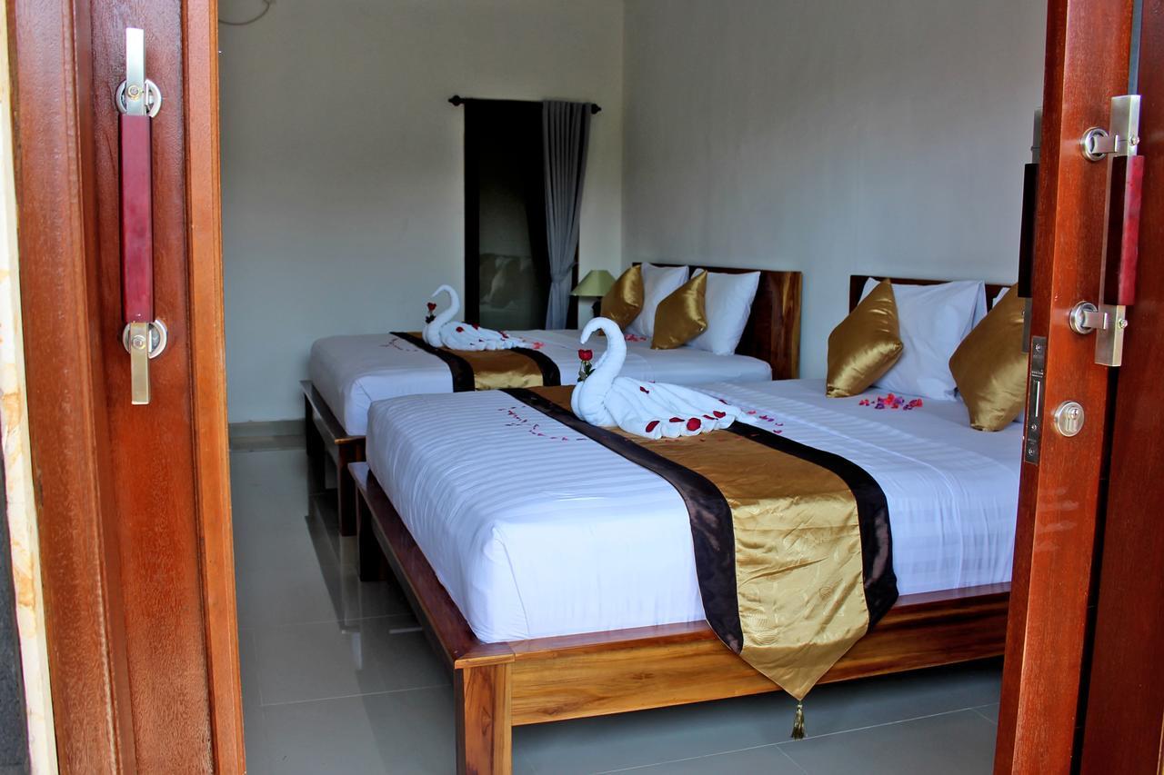 Kusuma Guesthouse Canggu Esterno foto
